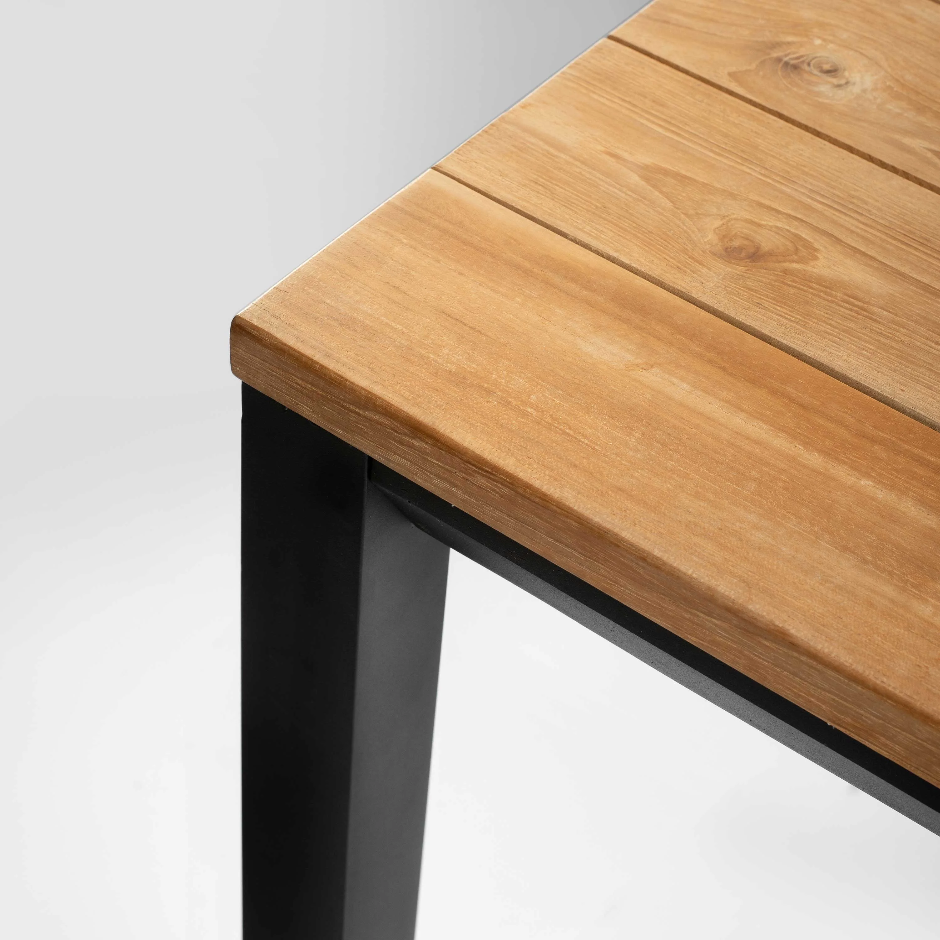 BARONG TABLE Thumbnail