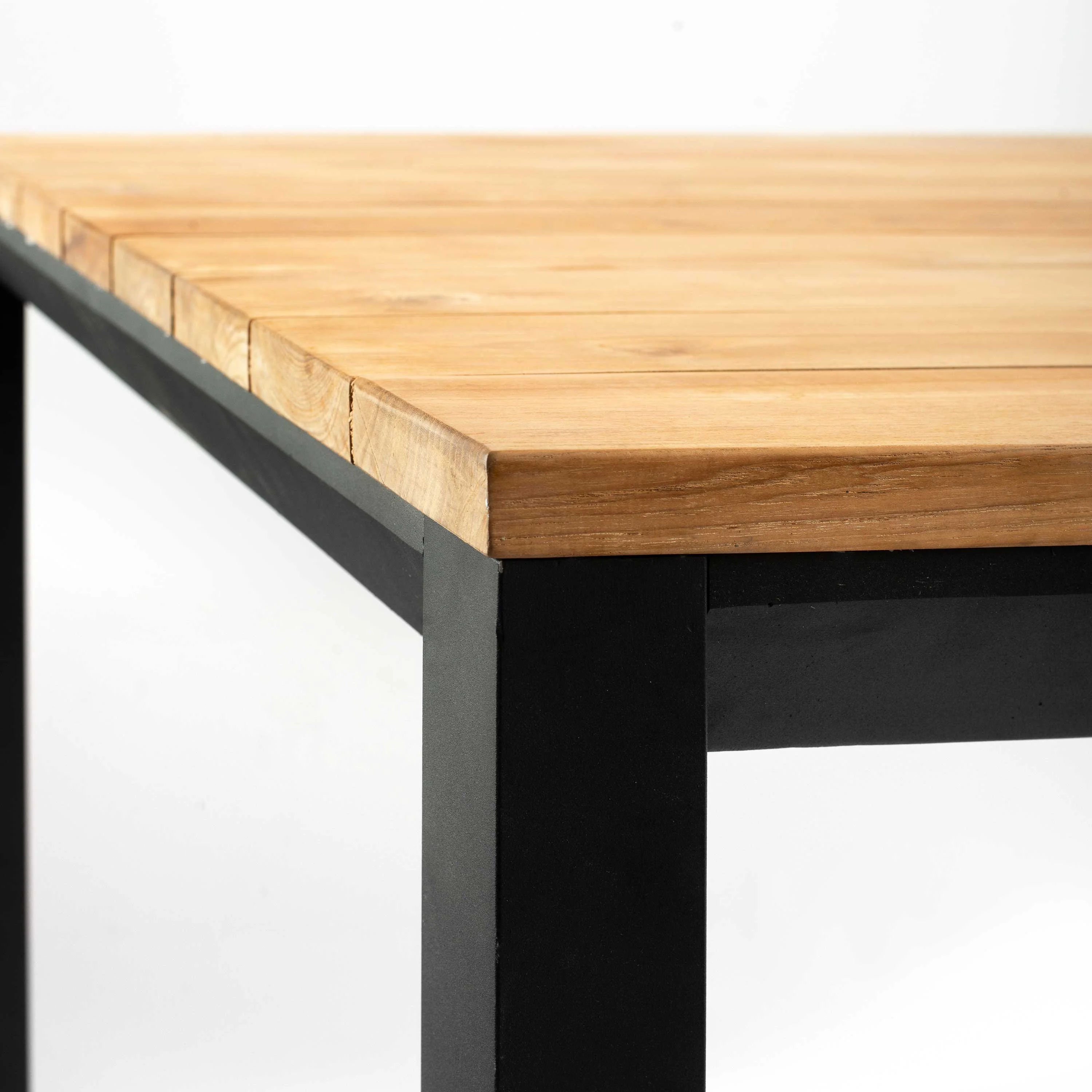 BARONG TABLE Thumbnail