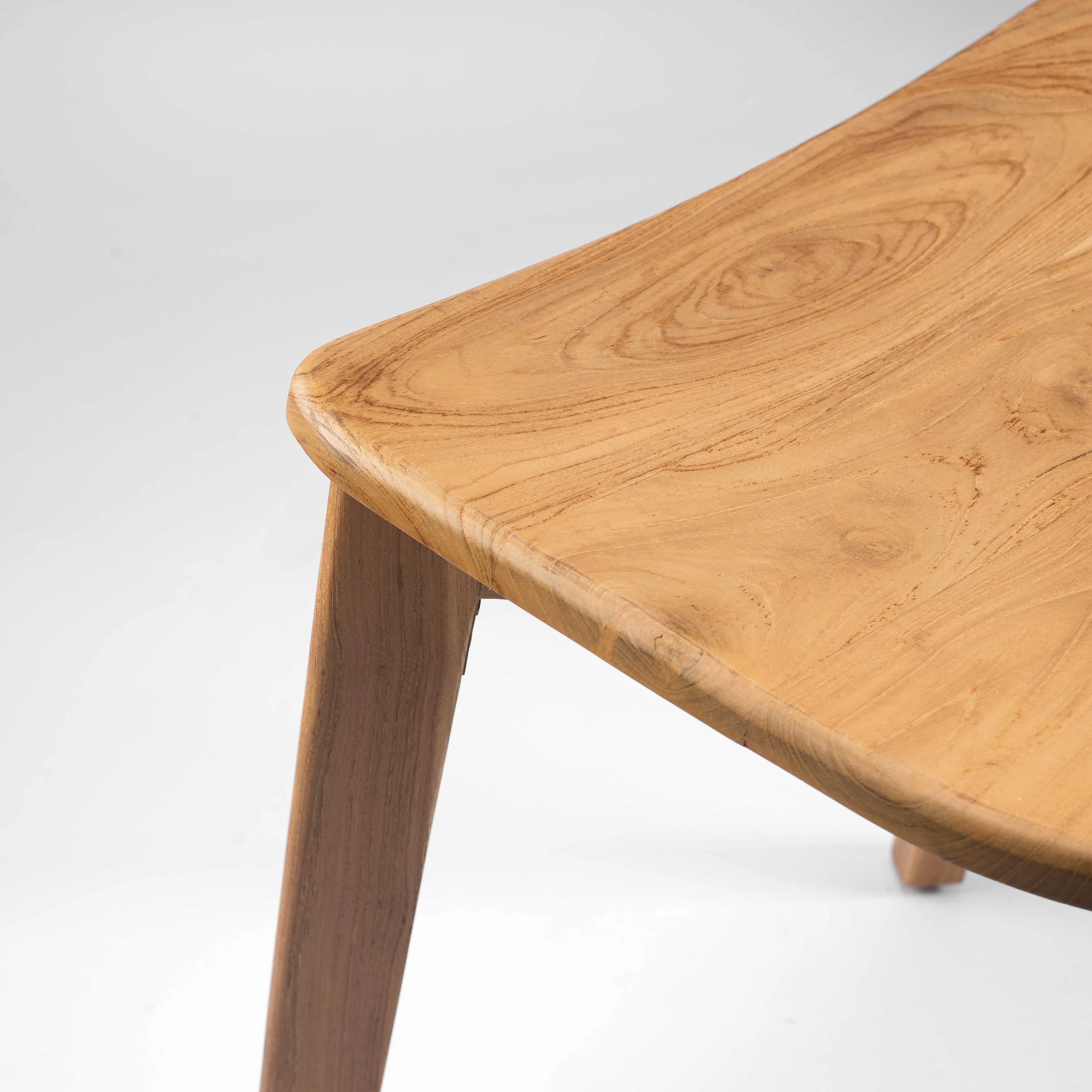 ZENITH CHAIR Thumbnail