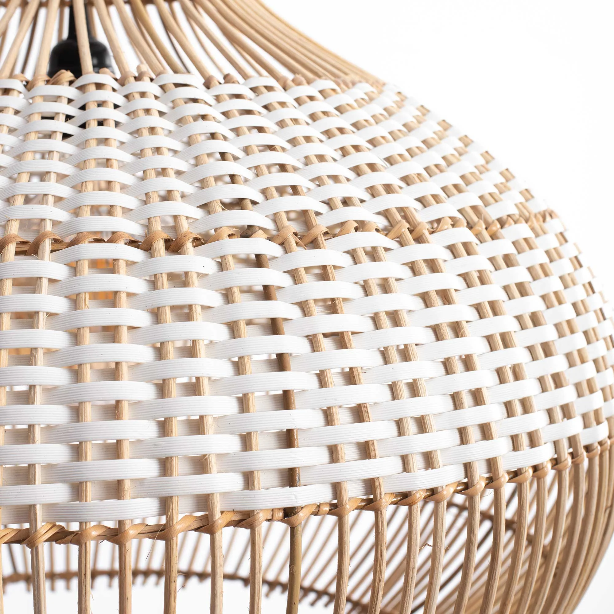 BATO LAMP 1 Thumbnail