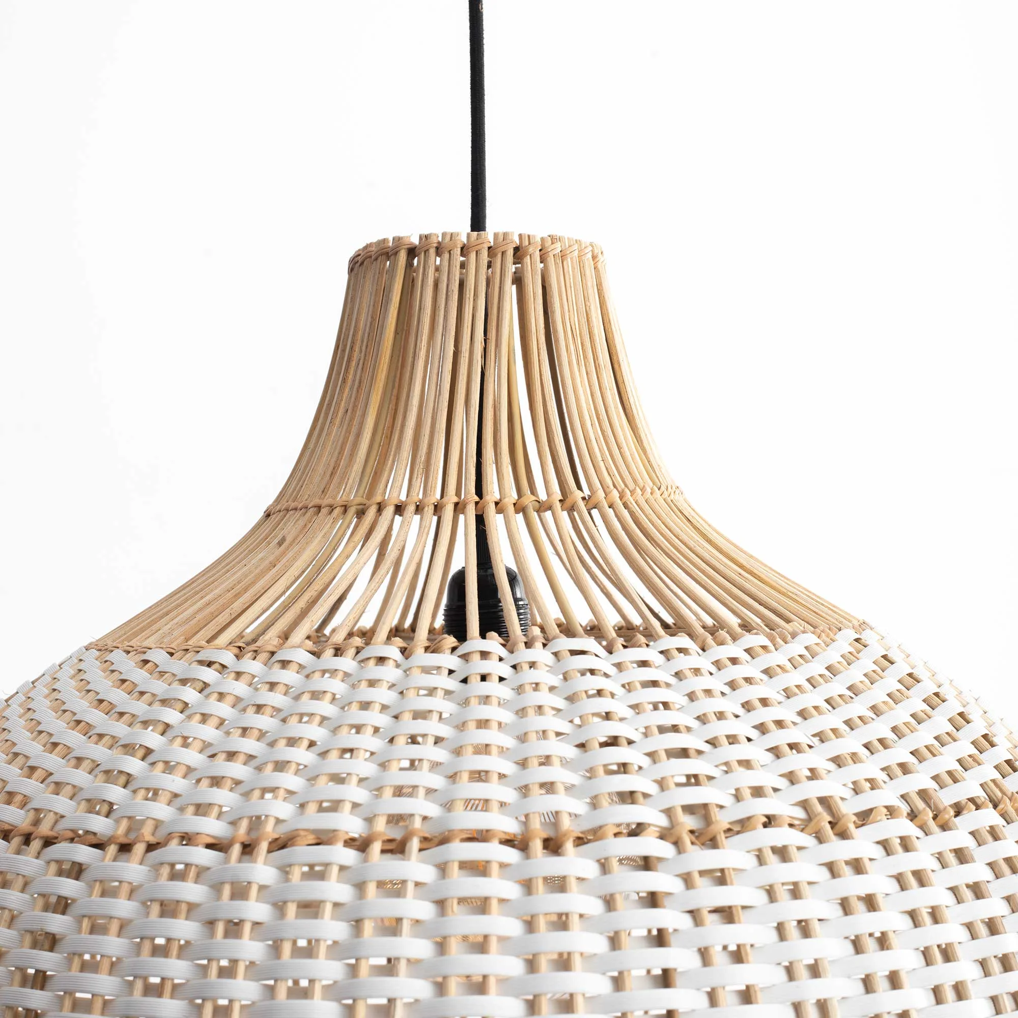 BATO LAMP 1 Thumbnail