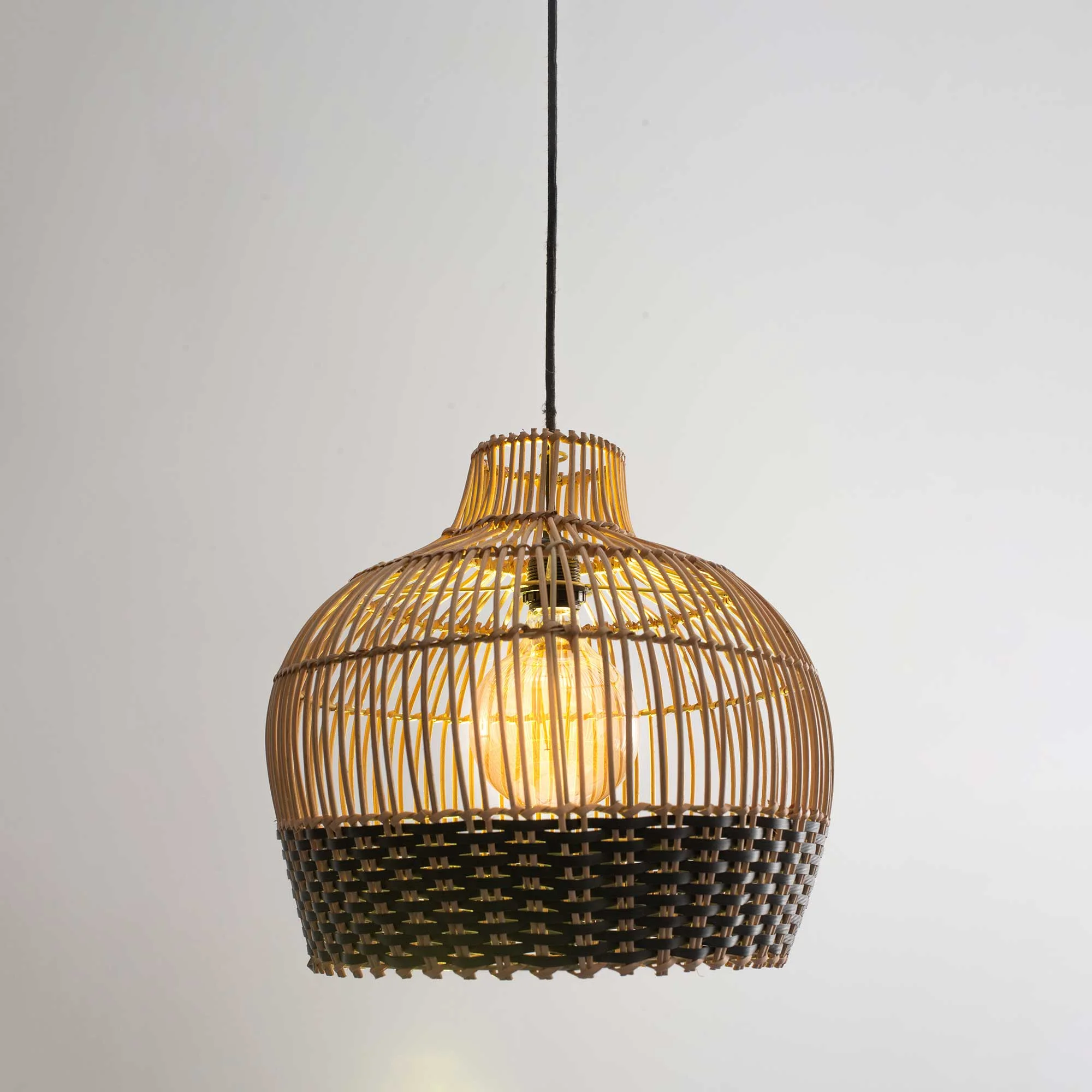 BATO LAMP 3
