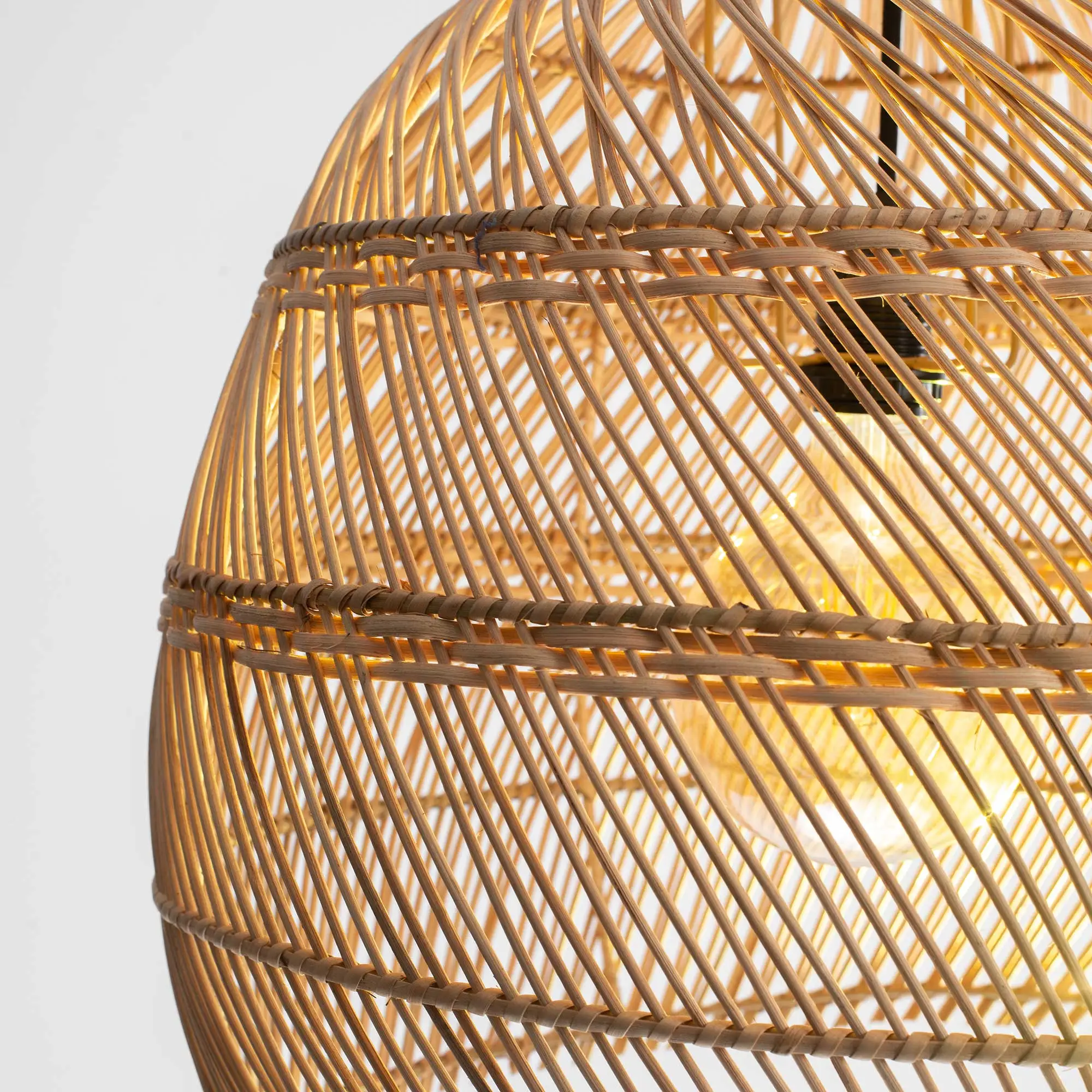 NATURAL RATTAN PENDANT LAMP Thumbnail