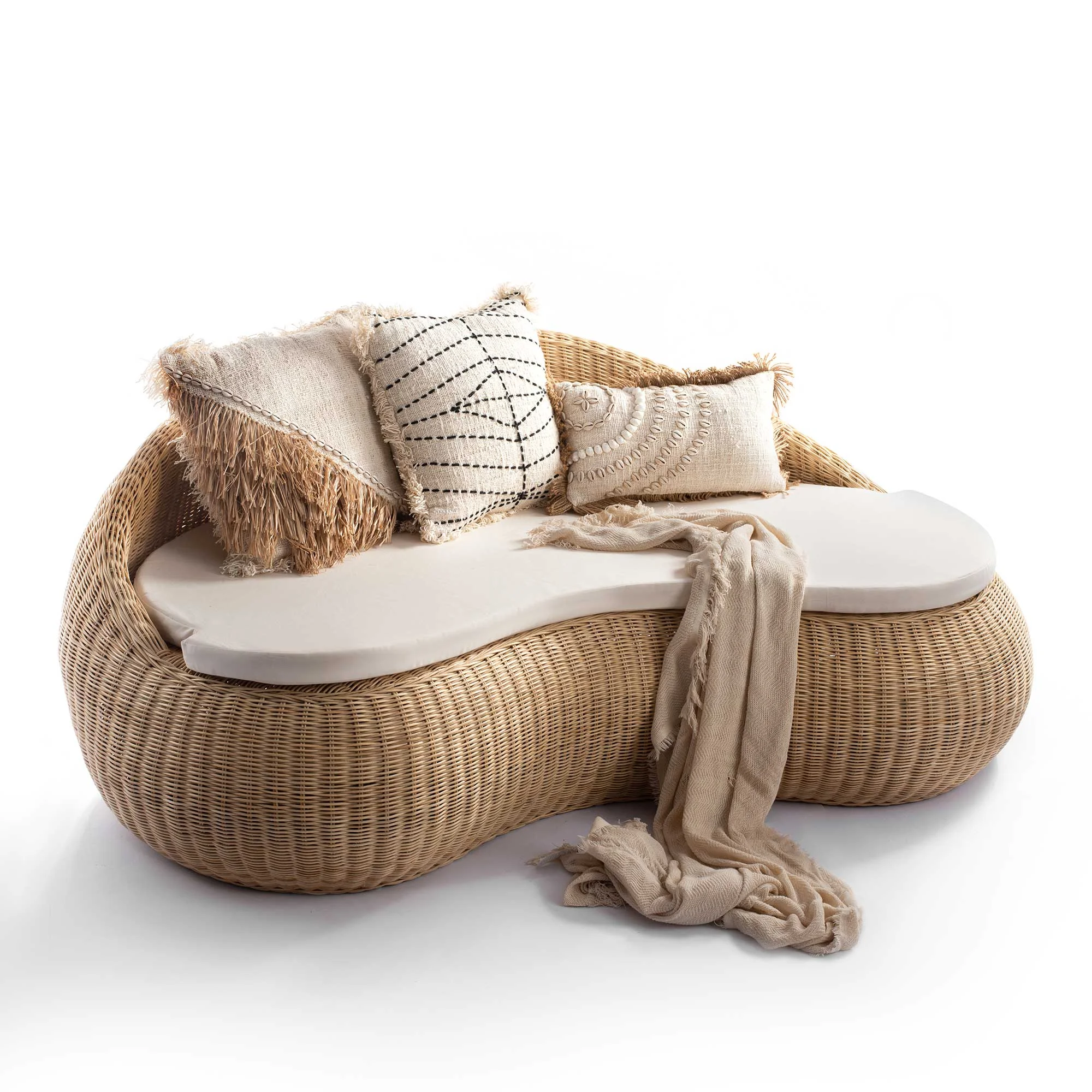 LOVE SOFA RATTAN Thumbnail