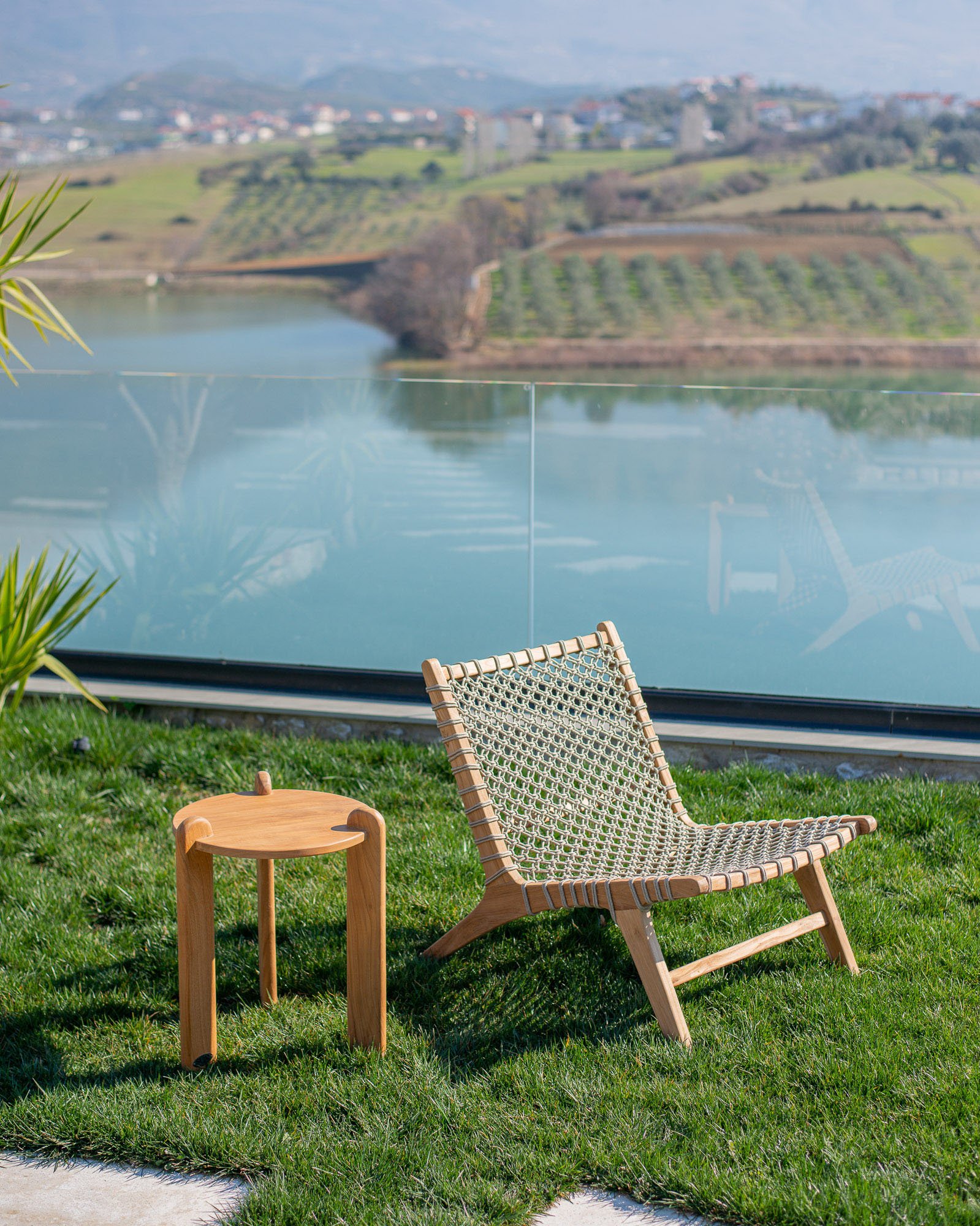 VISHNU CHAIR Thumbnail